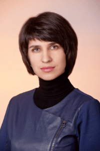 Headshot of Antonina Broyaka